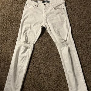 Men’s White ripped Jeans